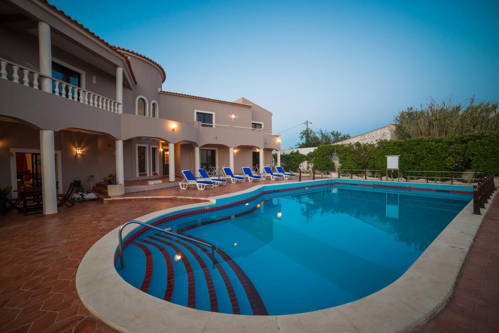 Casa Rosa Montes Hotel Praia Da Luz Exterior photo